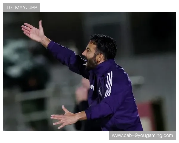 英格兰主帅谈出局：这是成长的代价，英格兰主教练采访